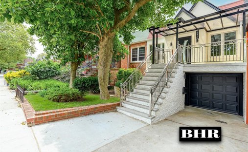 House in New York, New York, United States 1