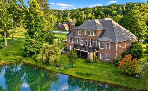 House in Signal Mountain, Tennessee, United States 1