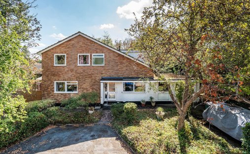 House in Great Bookham, England 1