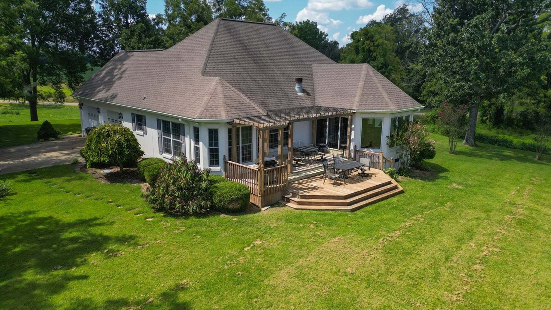 House in Henry, Tennessee, United States 3 - 18821041
