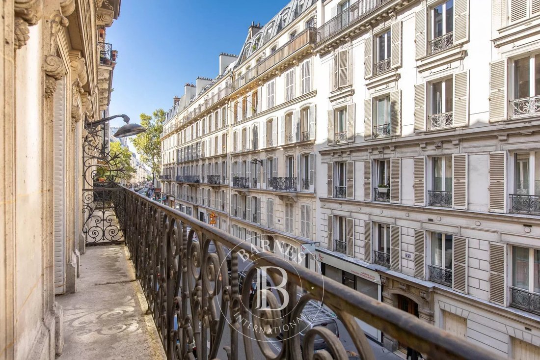 Appartement à La Fourche-Guy Môquet, Paris 17e Arrondissement, Paris 5 - 18820504