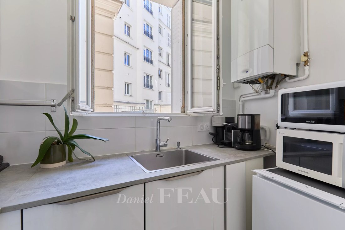 Apartment in Auteuil Nord, Paris 16e Arrondissement, Paris 4 - 18820285