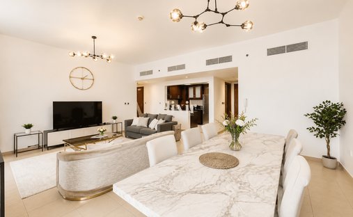 Apartment in Al Souk Al Kabeer, Dubai, United Arab Emirates 1