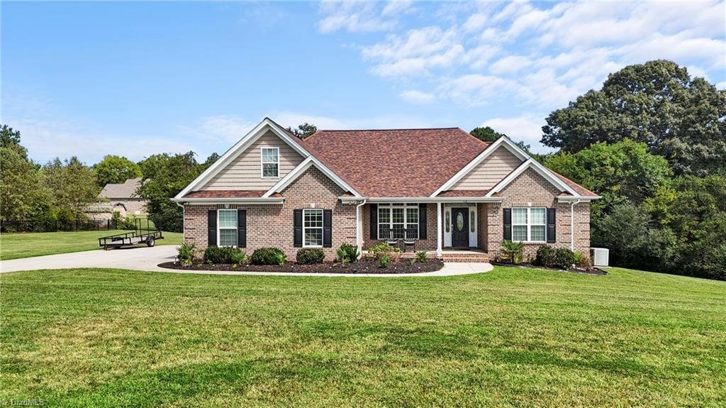 House in Randleman, North Carolina, United States 1 - 18820402