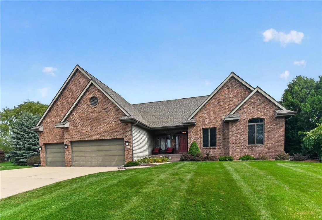 House in Sun Prairie, Wisconsin, United States 1 - 18820449