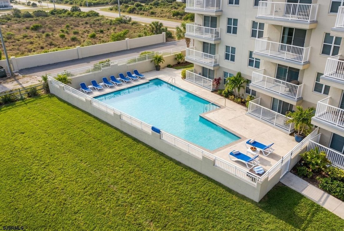 Condo in Brigantine, New Jersey, United States 2 - 18820882