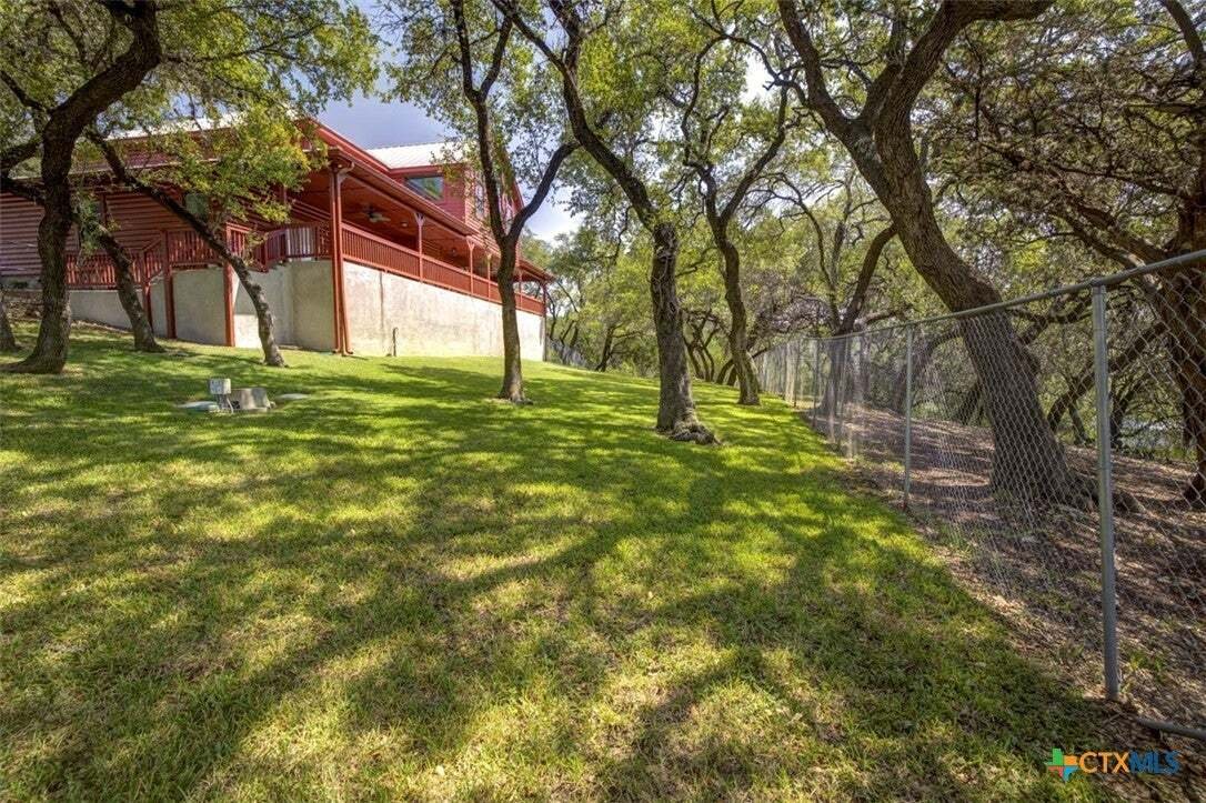 Casa en Canyon Lake, Texas, Estados Unidos 2 - 18820737