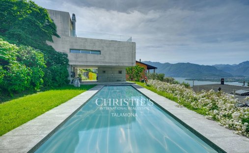 Villa in Gambarogno, Ticino, Switzerland 1