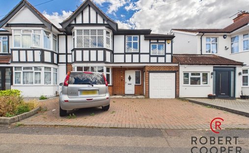 Maison à Eastcote, Hillingdon, Angleterre 1