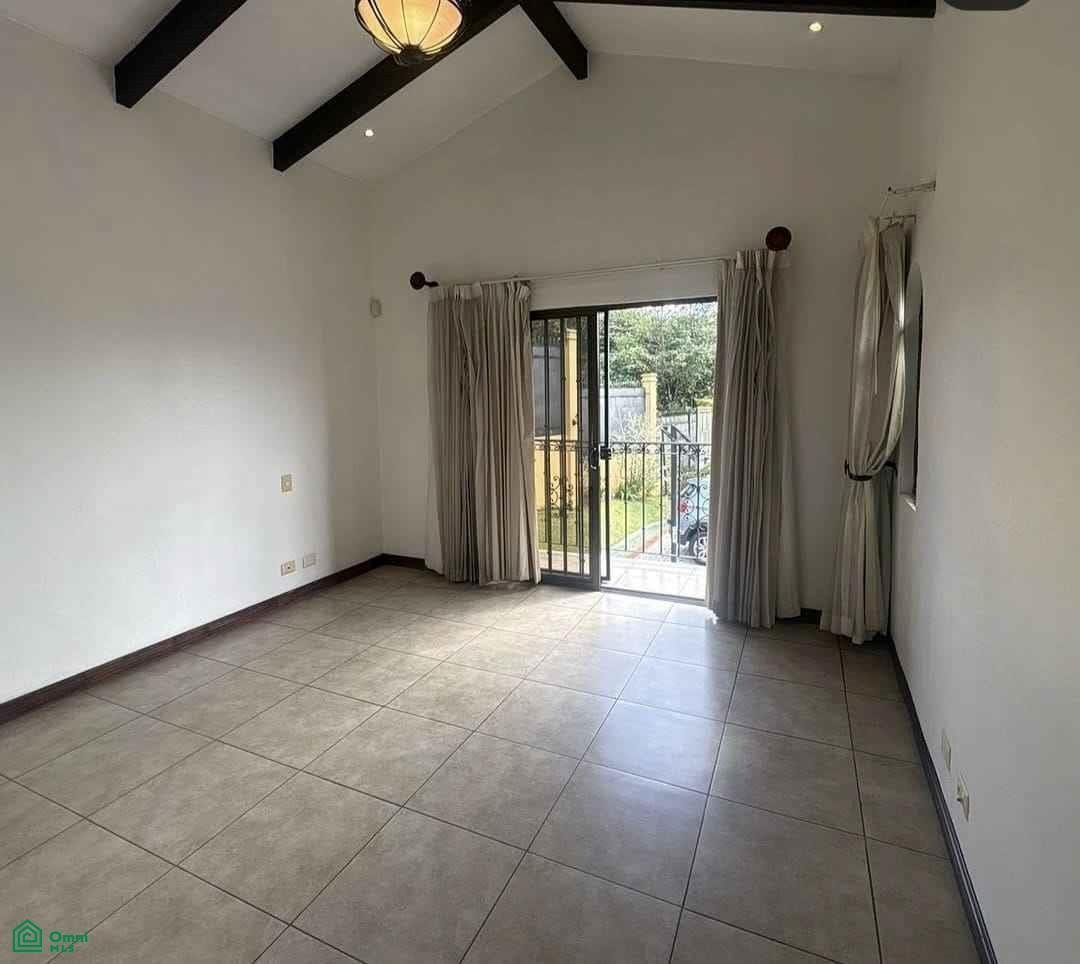 Casa en Santa Bárbara, Heredia, Costa Rica 1 - 18820475