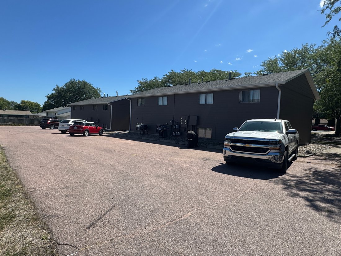 Apartment in Yankton, South Dakota, United States 3 - 18820219