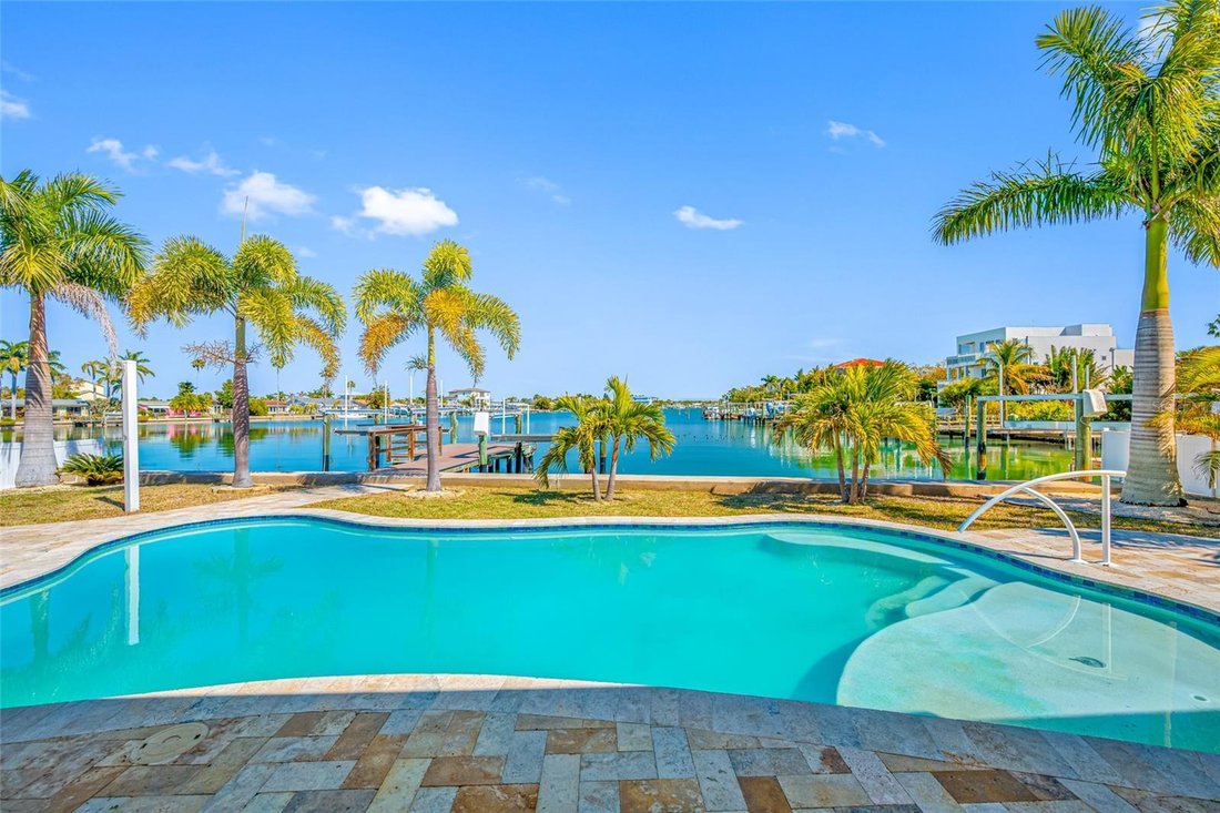 Maison à Madeira Beach, Floride, États-Unis 4 - 18820502