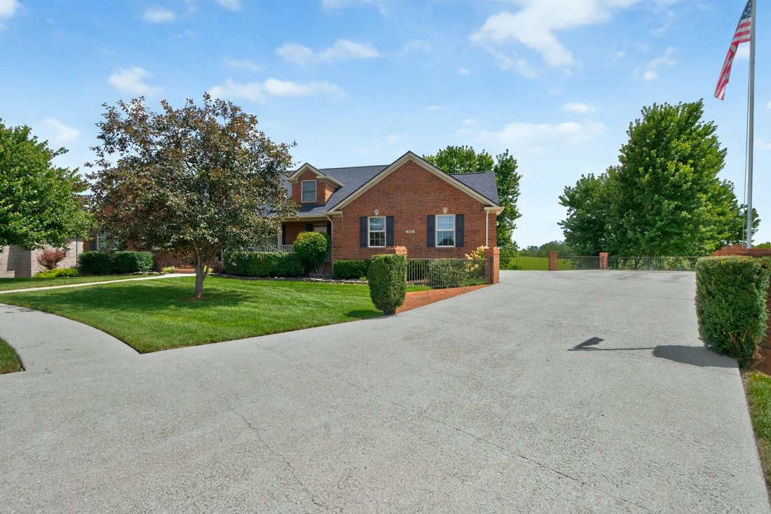 House in Richmond, Kentucky, United States 3 - 18820315