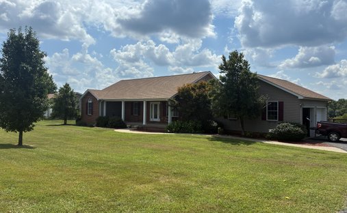 House in Harrodsburg, Kentucky, United States 1