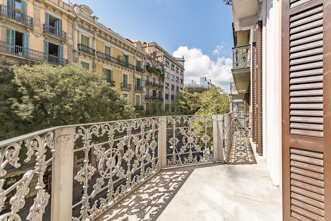 Appartamento a Eixample, Barcellona, Spagna 3 - 18820852