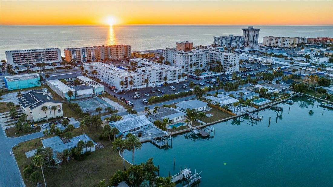 Maison à Madeira Beach, Floride, États-Unis 5 - 18820502