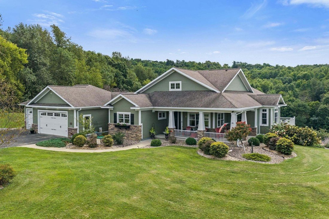 House in Wonewoc, Wisconsin, United States 1 - 18820418