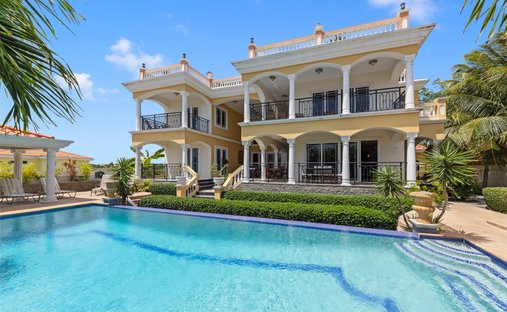 Villa in Jan Thiel, Curaçao, Curaçao 1
