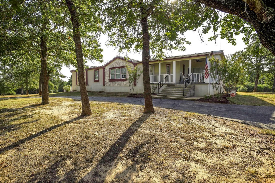House in Smithville, Texas, United States 4 - 18824254