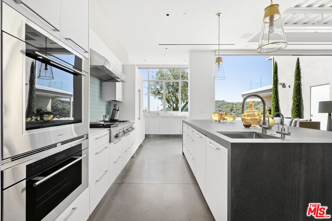 House in Los Angeles, California, United States 4 - 18824757