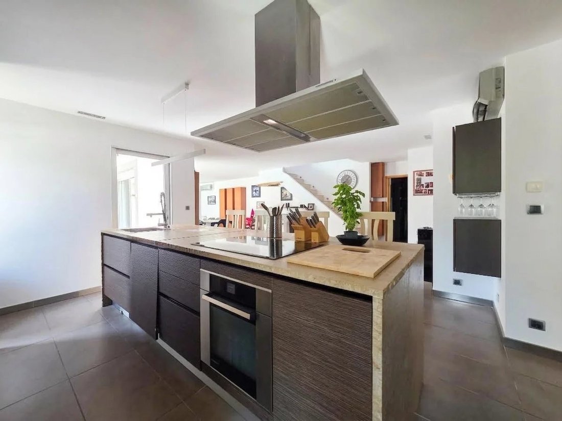 Estate in Nord RN, Puget-sur-Argens, France 4 - 18501092