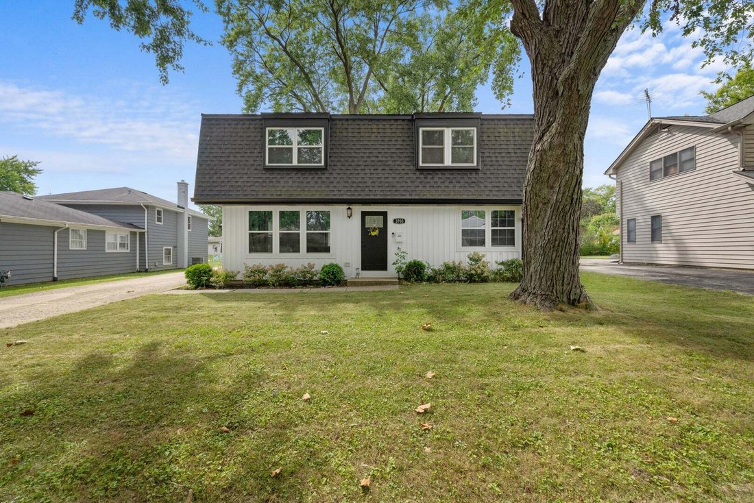 House in Rolling Meadows, Illinois, United States 1 - 18824007