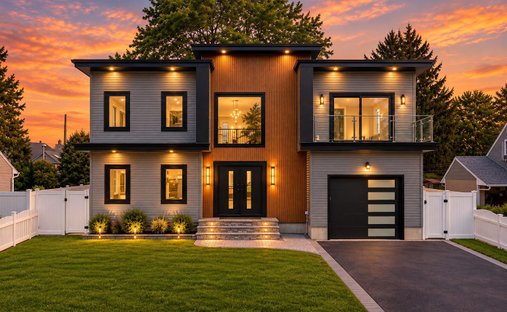House in Levittown, New York, United States 1