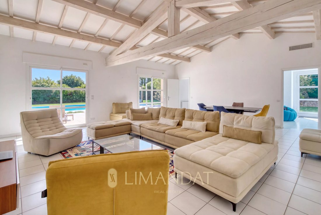 Villa en Valbonne, Provenza-Alpes-Costa Azul, Francia 5 - 18747566