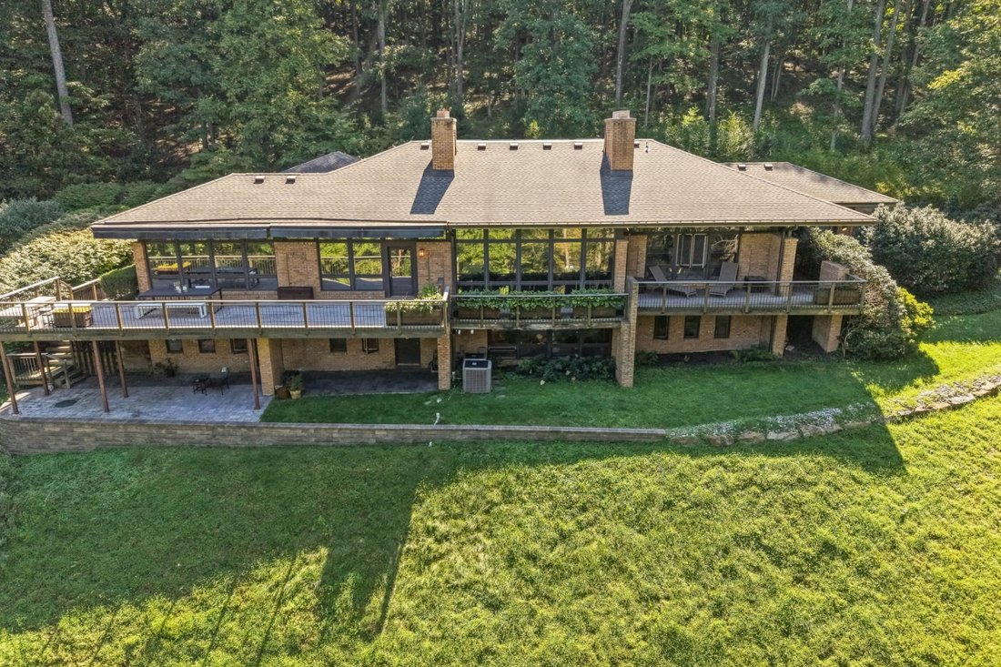 House in Mendham, New Jersey, United States 1 - 18821261