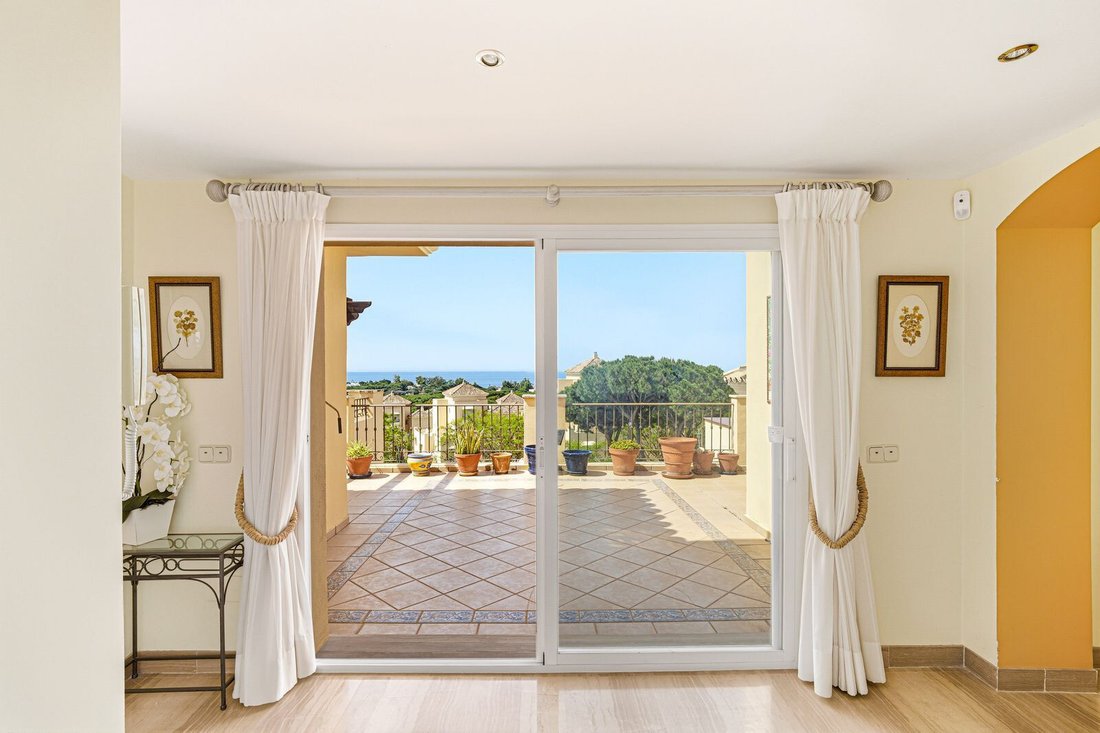 Wohnung in Elviria-Cabopino, Marbella, Spanien 3 - 18825003