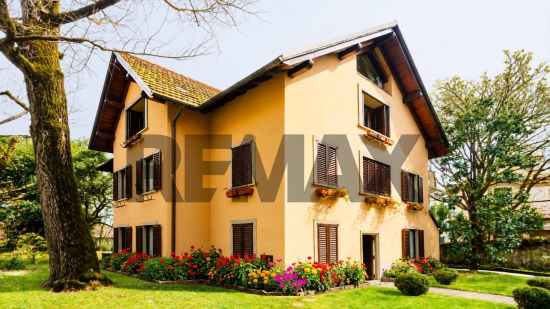 Villa in Sant'Alessandro, Bergamo, Italy 1 - 18619554