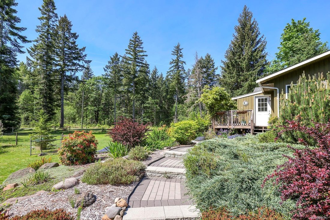 House in Courtenay, British Columbia, Canada 5 - 18824948