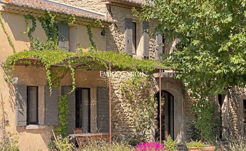 Villa in Taillades, Provence-Alpes-Côte d'Azur, Frankreich 1