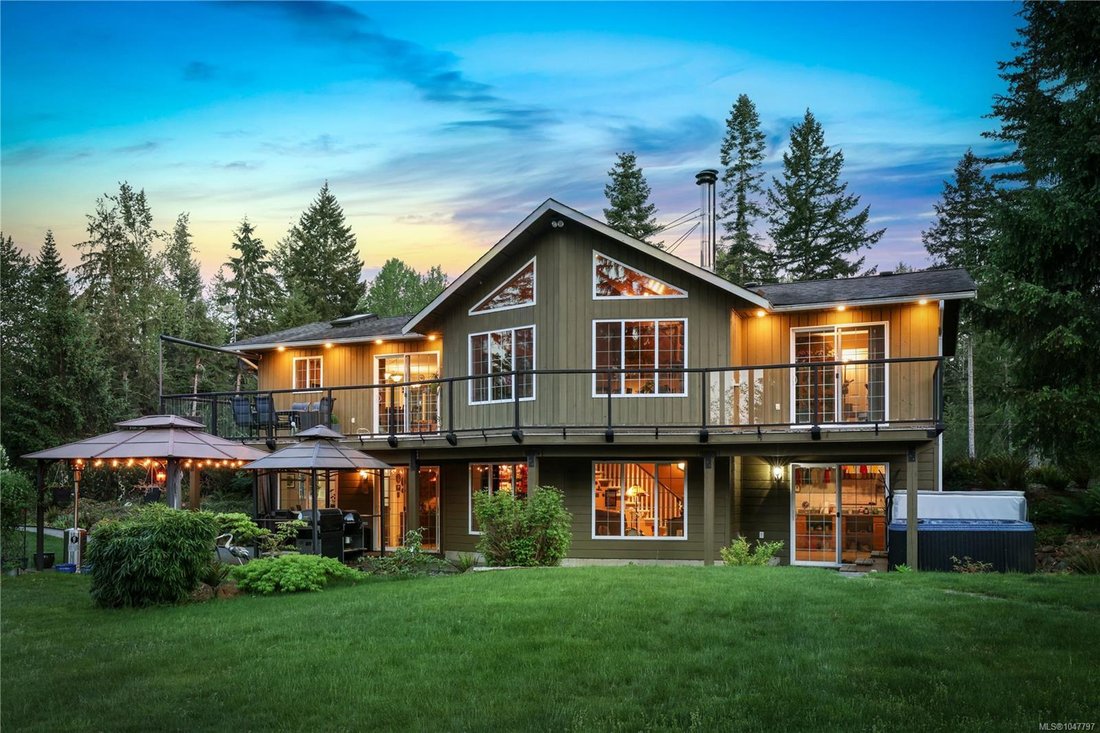 House in Courtenay, British Columbia, Canada 1 - 18824948