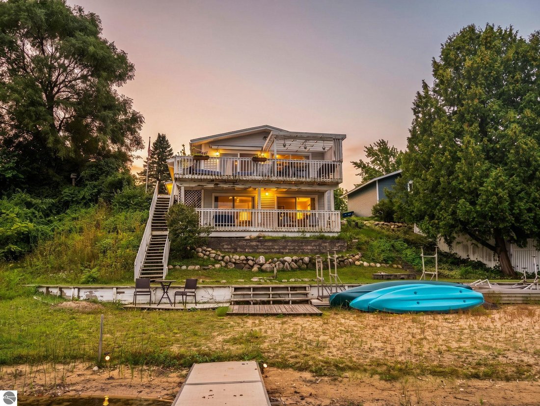 Haus in Traverse City, Michigan, Vereinigte Staaten 3 - 18822850