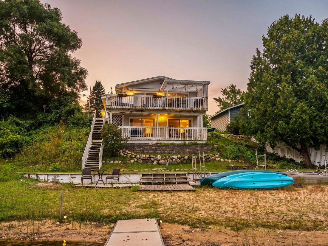 Haus in Traverse City, Michigan, Vereinigte Staaten 3 - 18822878