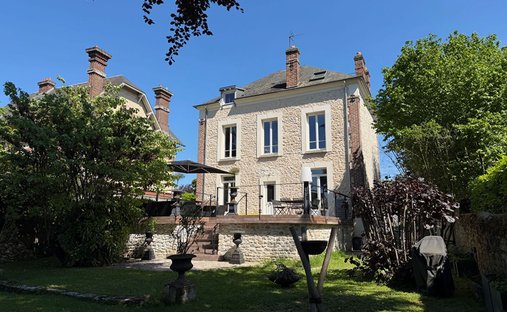 Haus in Senlis, Nordfrankreich, Frankreich 1