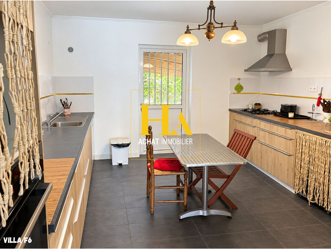 Villa in France 3 - 18825543