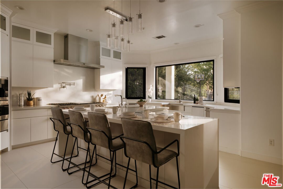 House in Hidden Hills, California, United States 5 - 18824779