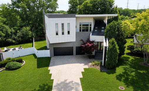 House in Northbrook, Illinois, United States 1