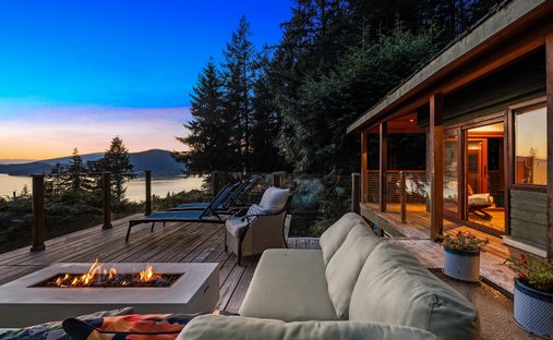 Haus in Lions Bay, Britisch-Kolumbien, Kanada 1