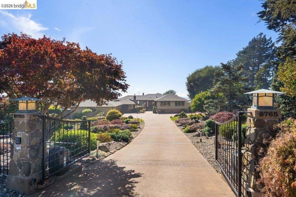 Casa a El Cerrito, California, Stati Uniti 1 - 18823708