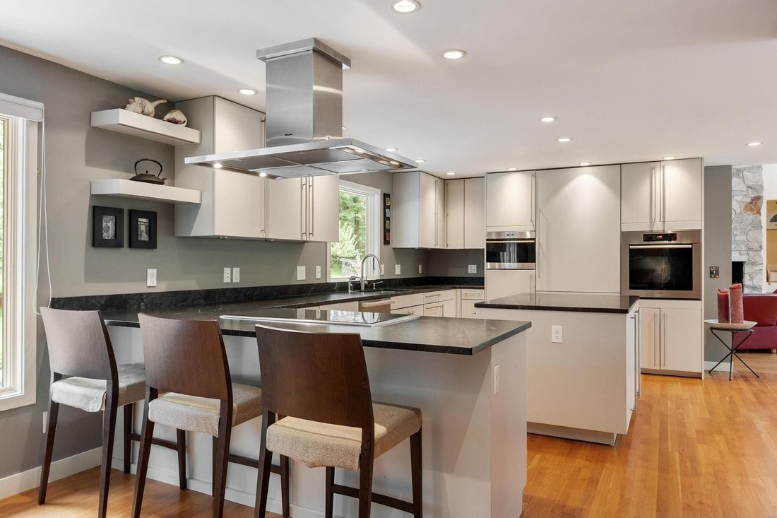 House in Acton, Massachusetts, United States 3 - 18821677