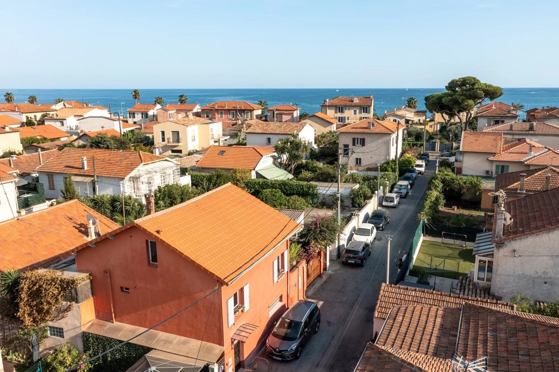 Haus in Cros de Cagnes-RN, Cagnes-sur-Mer, Frankreich 2 - 18767256