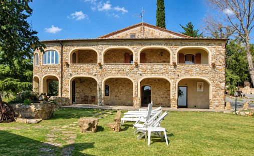 Country House in Roccastrada, Tuscany, Italy 1