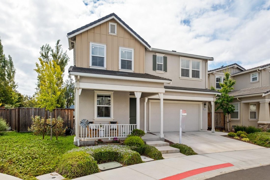 Casa a Newark, California, Stati Uniti 1 - 18823641