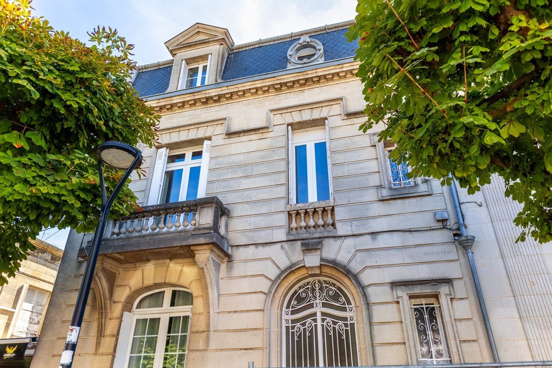 Haus in Hôtel de Ville-Quinconce-Saint Seurin-Fondaudège, Bordeaux, Frankreich 4 - 18824573