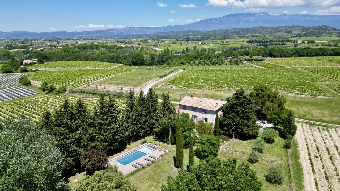 House in Mazan, Provence-Alpes-Côte d'Azur, France 1 - 12731450