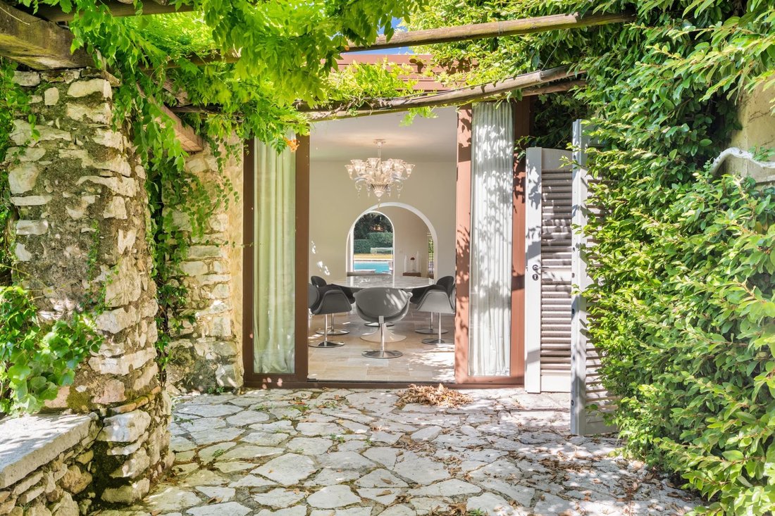 Villa in Plan de Noves, Vence, France 1 - 16069274