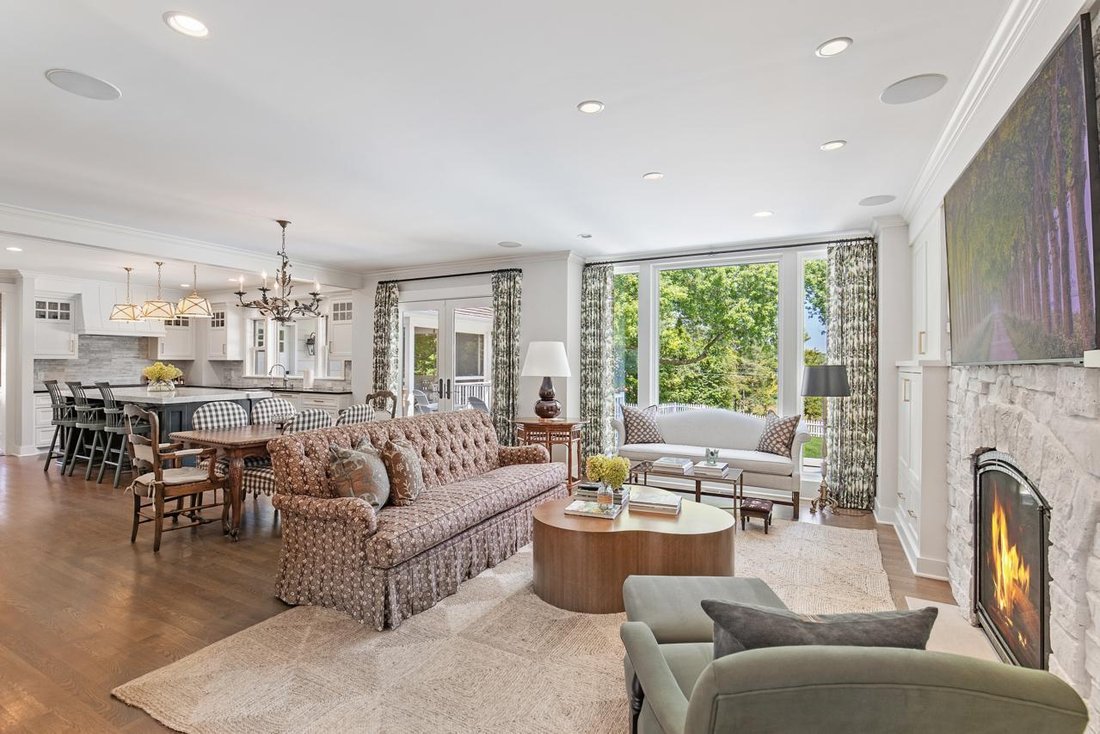 House in Wayzata, Minnesota, United States 3 - 18821236